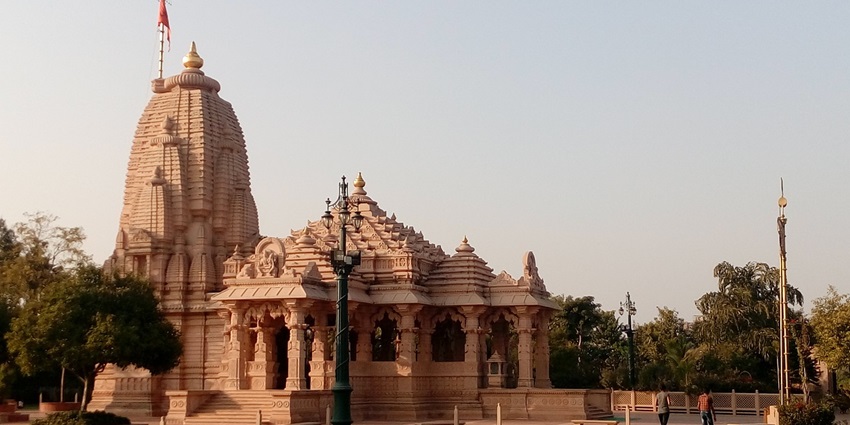 Vindhya Shakti peeth temple surrounded by dense greenery, showcasing traditional architecture