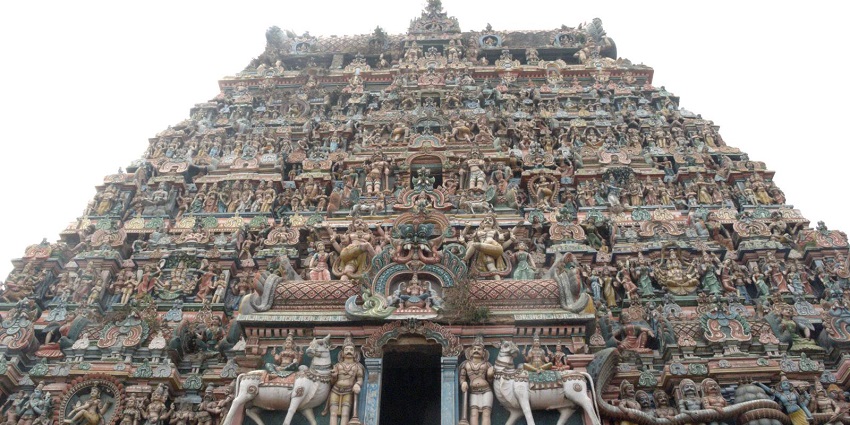 Front view of Virudhagirishwarar Temple showcasing a variety of ideals engraved on the wall