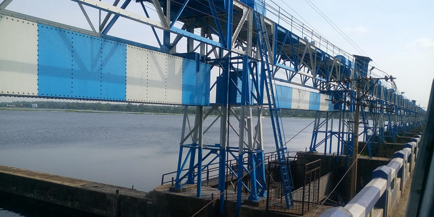 A peaceful view at Durgapur Barrage, perfect for things to do in Durgapur.