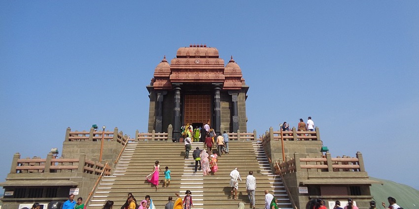 Front view of the Vivekananda Memorial, a popular spot among Tamil Nadu tourist places.