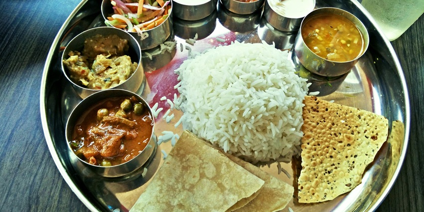 Delicious Pahadi Thali served at a restaurant near Lachhiwala Nature Park.