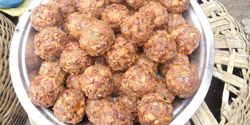 Savour the famous fruit balls of Tamil Nadu when visiting the Ratha Temples
