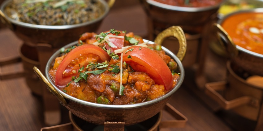 Traditional Maharashtrian thali prepared at a small restaurant resembling food at shops near Mulher Fort.