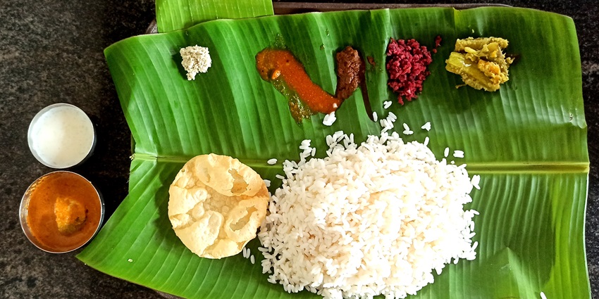 Savour the traditional vegetarian thali on your visit to kothandaramaswamy Temple.