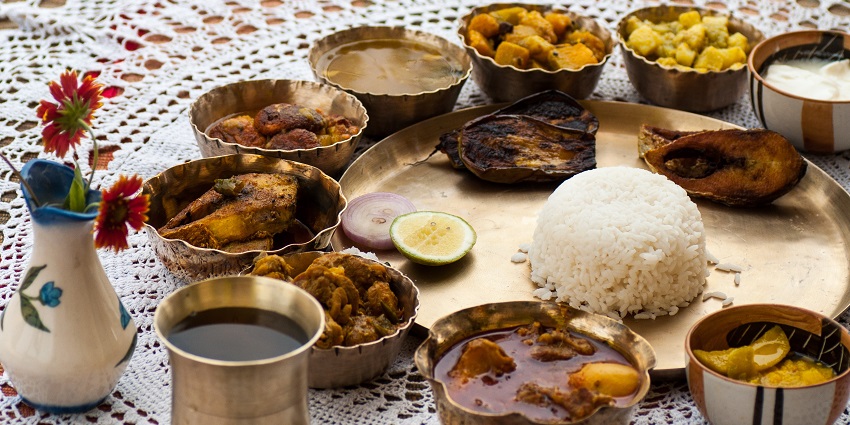 Bengali food served at restaurant near nature park Kolkata