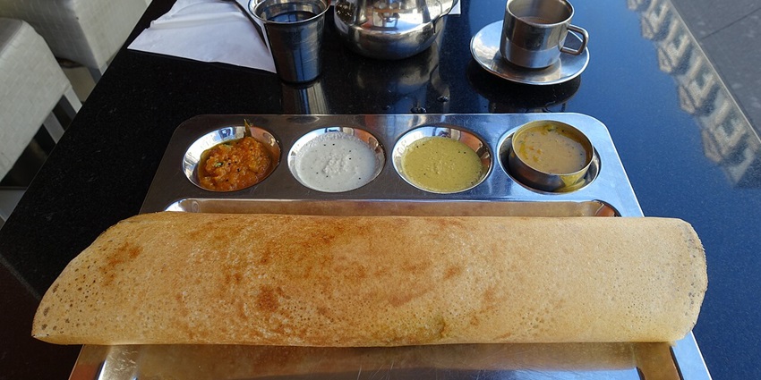 Dining options nearby feature delicious local cuisine experiences