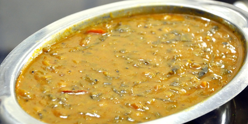 A picture of a lentils dish prepared at a local restaurant near the Kondeshwar Temple