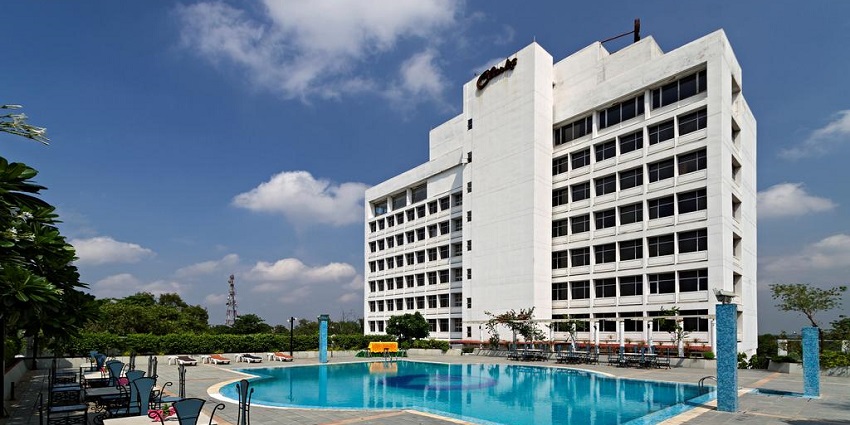 Comfortable stays near Jhansi offering modern amenities and historical charm