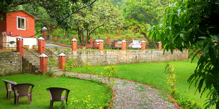 Comfortable accommodations near Kalpeshwar Temple with scenic views and amenities.