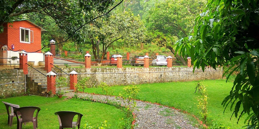 Stays in Jungle safari in Rishikesh offers comfort and stunning views.
