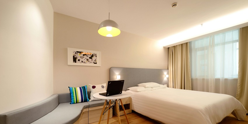 A hotel to stay near Jaunpur Fort offering a cosy and convenient stay for guests.