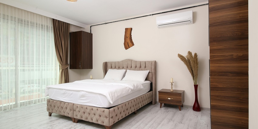 All necessary facilities are provided in rooms near Agori Fort to travellers.