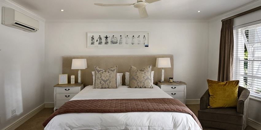 An Image of a luxury hotel room resembling the room near the Black Thunder Water Theme park