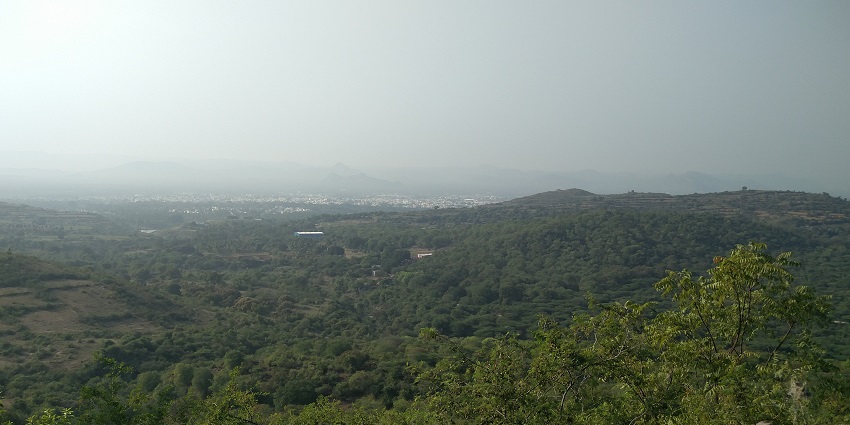 Breathtaking views of Yelagiri Hills from the top in morning
