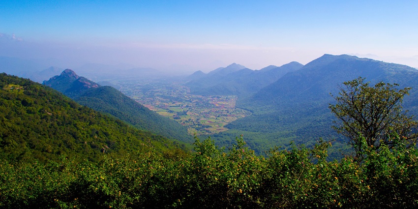 Yercaud in the Shevaroy Hills offers a tranquil and refreshing retreat away from crowds.