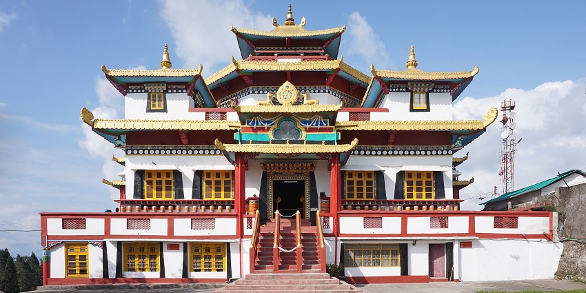 This Buddhist monastery is one of the best spiritual places to visit in Kalimpong