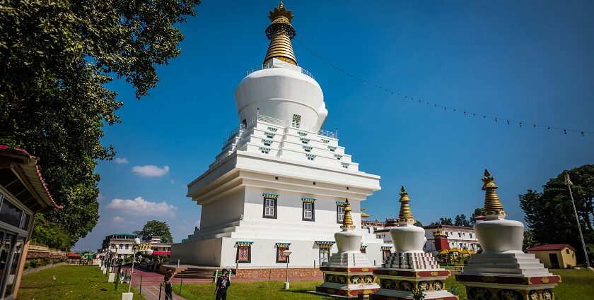 An image of a mindrolling monastery which is one of the picnic places in Dehradun.