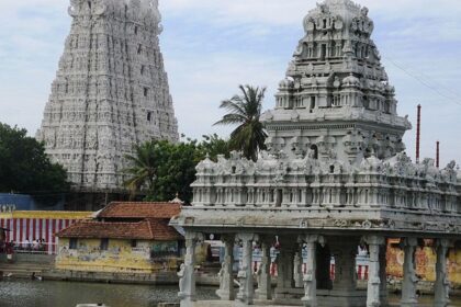 Image of Suchindram Thanumalayan Temple , one of the Pithru Tharpanam temples in Tamil Nadu