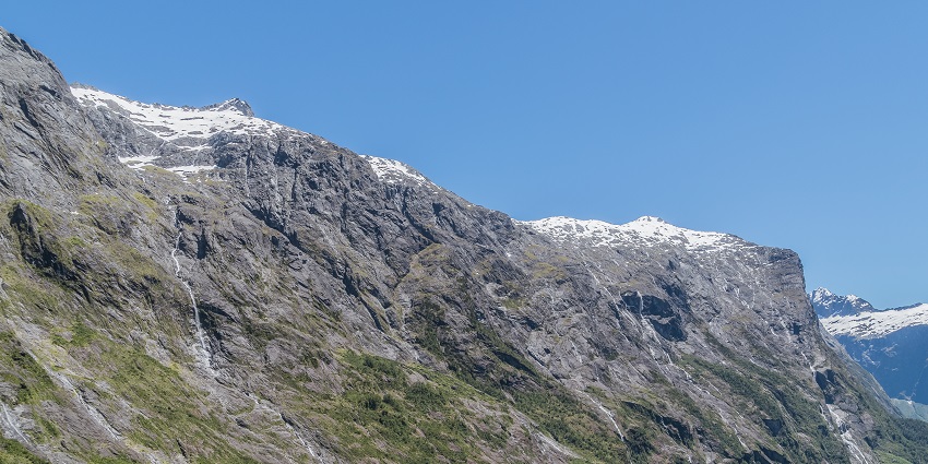 Fiordland National Park is nestled in New Zealand’s South Island occupying 12600 sq km.