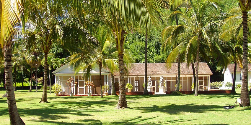 An image showing a view of the Allerton Garden, a famous place to visit near the Kauai Hindu monastery.