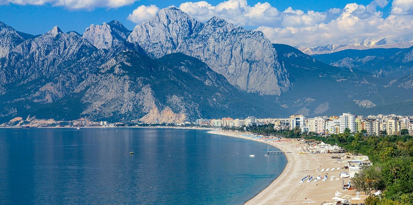 Skydiving in Turkey offers scenic views- best place for skydiving in Turkey.
