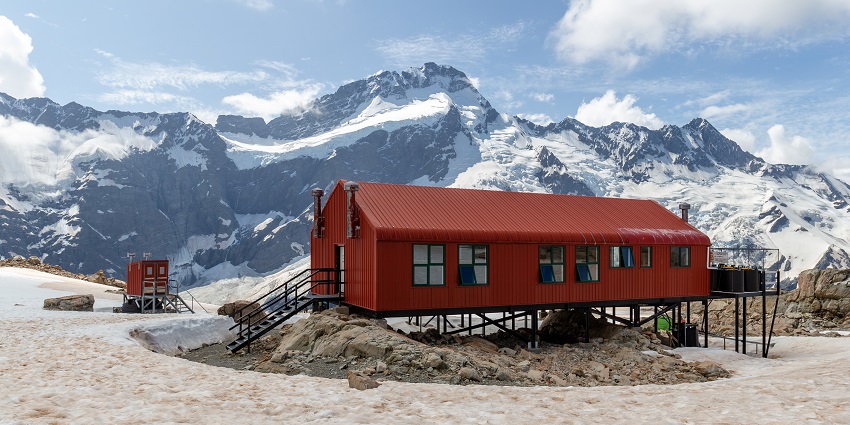 A site famous for Hooker Valley Track including glaciers, alpine meadows, and towering peaks.