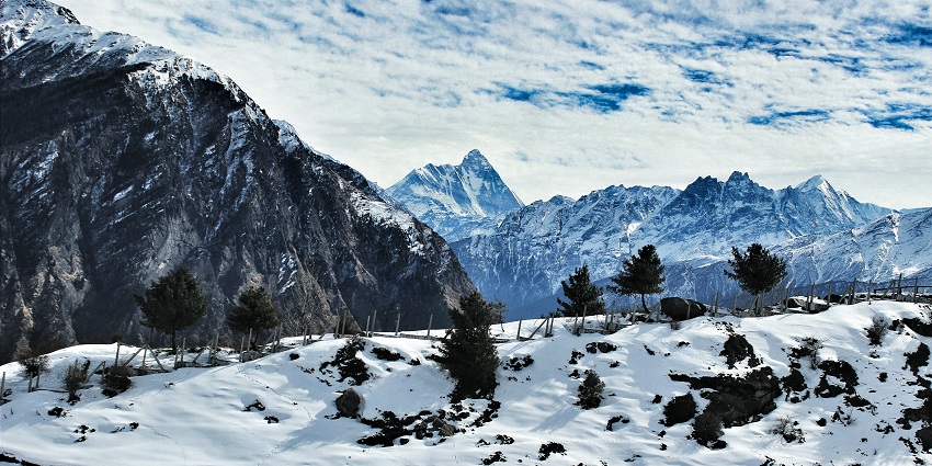 Auli, a place near Gopinath Temple, a famous hiking spot in the Chamoli