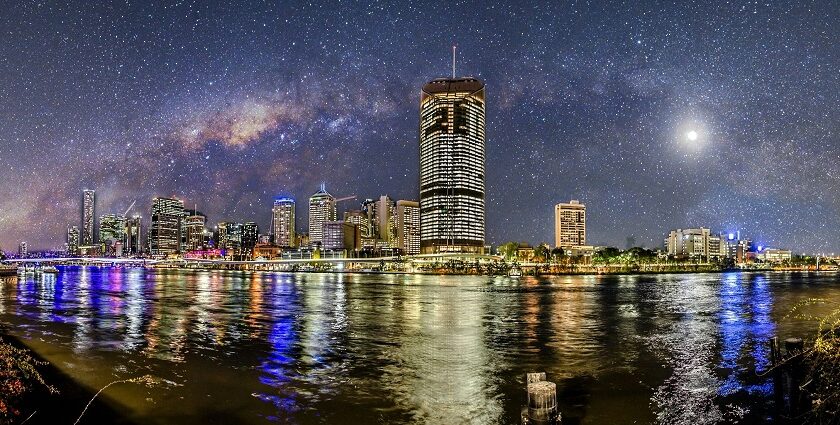 An amazing view of one of the cities of Australia at night to experience nightlife.