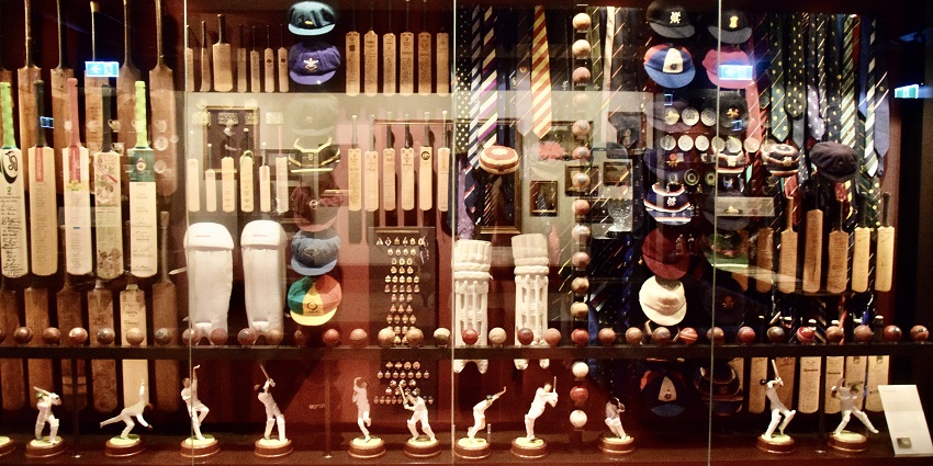 Australian Sports Museum, one of the Melbourne museums showcases the collection.
