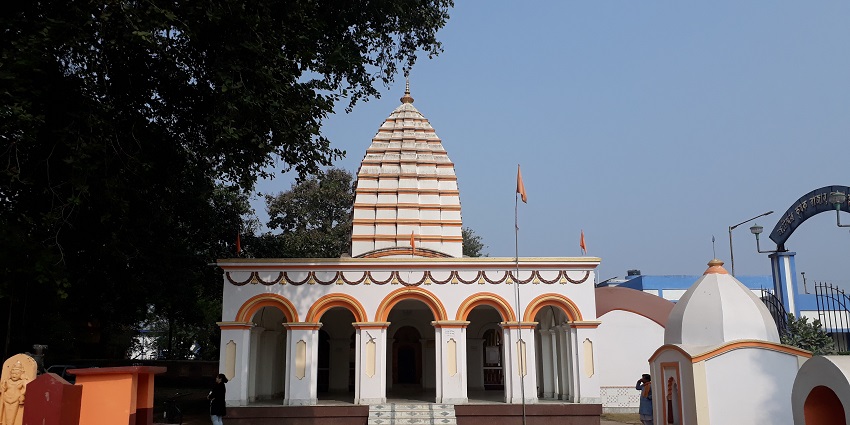 An image of Baidyanath Dham, one of the 12 Jyotirlingas.