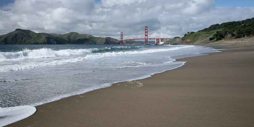An image of Baker Beach, one of the most popular beaches in the Bay Area located in California.