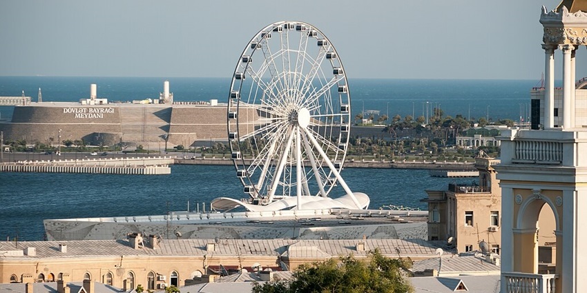 Snapshot of the scenic Baku Boulevard and the views of the city
