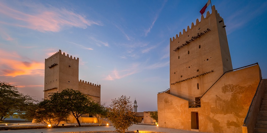 Barzan Towers are historical watchtowers and are among the best tourist places in Qatar offering panoramic views of the surrounding desert.