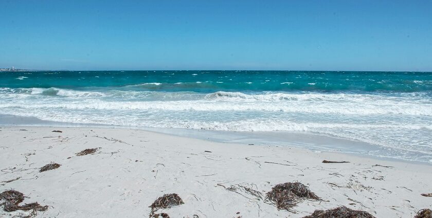 Experience serenity at Sorrento Beach, Western Australia, which is a great place to escape.