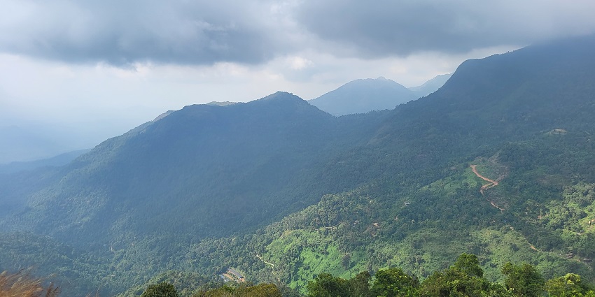 A picture of exploring Kalsubai during the best time for Kalsubai trekking, with clear skies.
