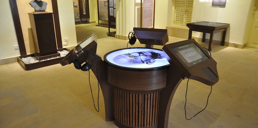 A picture of the multimedia kiosk at Gandhi Museum Barrackpore West Bengal.