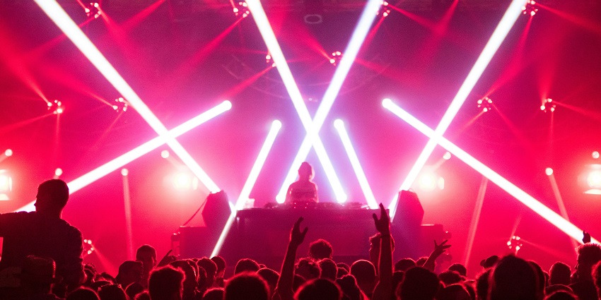 An image of a vibrant DJ performance at the Penthouze in Pune.