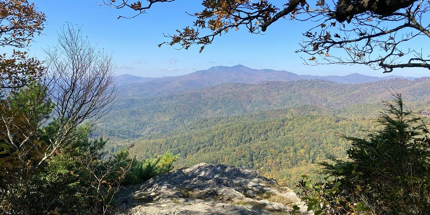 Blowing Rock is a stunning and adventurous place you cannot miss out on your trip.