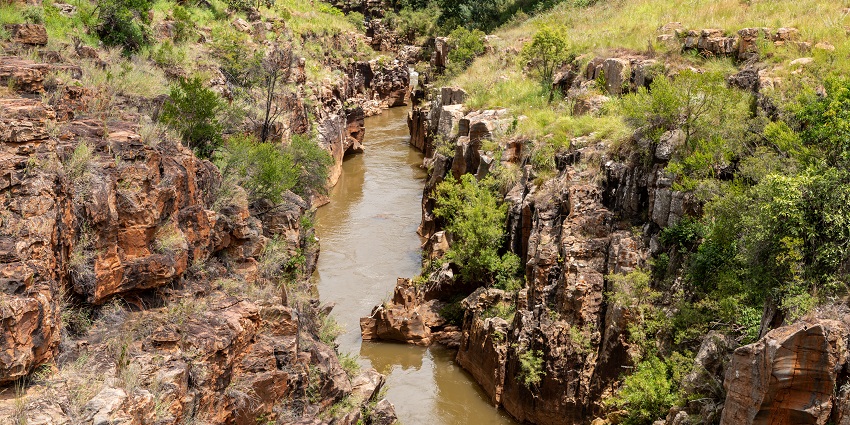 Explore one of the world’s largest green canyons, with panoramic viewpoints like God’s Window.