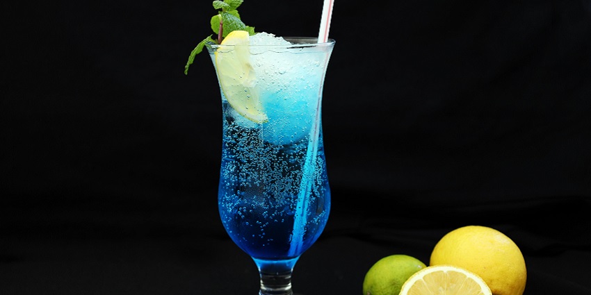 Bomba rooftop, a place for vibrant Melbourne Nightlife, offers famous cocktails