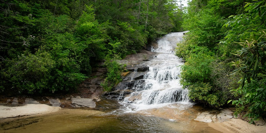 Brevard is one of the most amazing hill stations in USA for travellers to explore.
