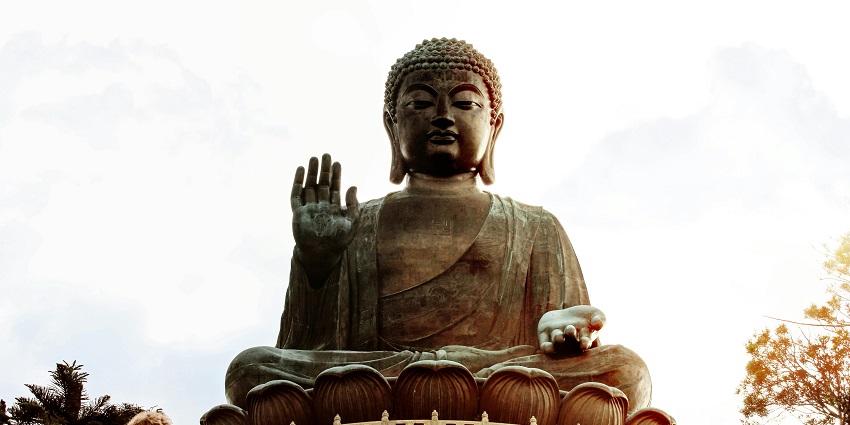 A beautiful view of the Buddha statue, one of the best places to visit in Sarnath.