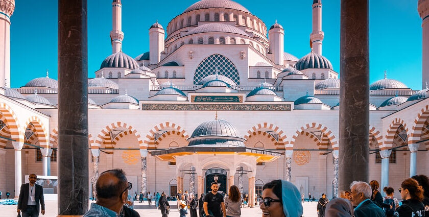 Çamlıca Mosque blends Ottoman design with modern architecture situated in istanbul.