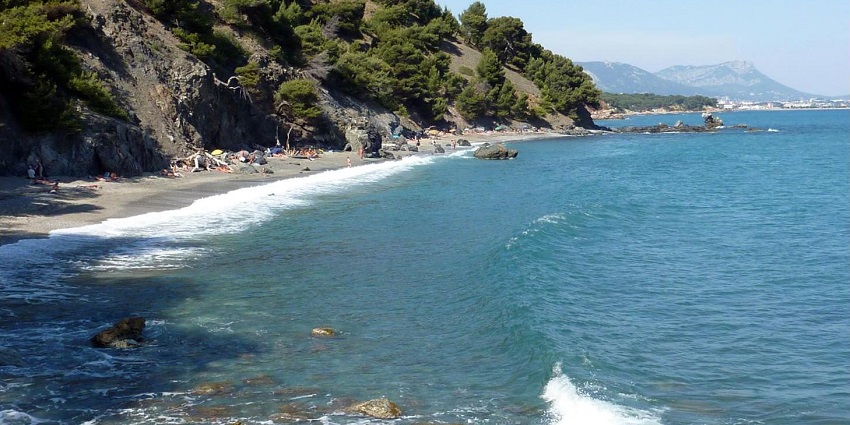 Family-friendly camping sites in France offering nature activities, swimming, and relaxation