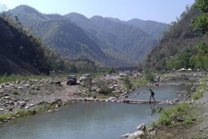 Camping in Shivpuri Rishikesh offers adventure activities and scenic river views