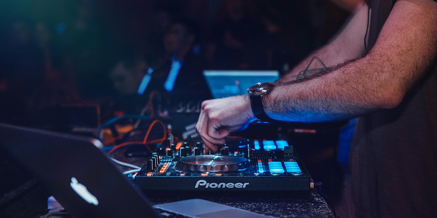 Image of a Dj playing all kinds of music at Cavern Club