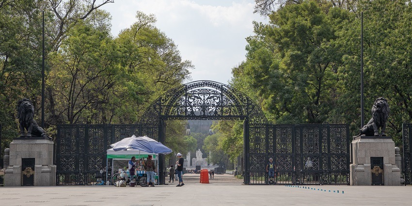 An amazing view of Chapultepec Park, one of the best places to visit in Mexico city.