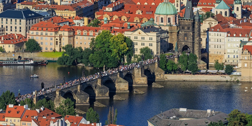 A spectacular view of the Charles Bridge with the contemporary and mesmerising backdrop.