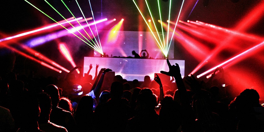 Exclusive Parisian club offering a glamorous nightlife experience.
