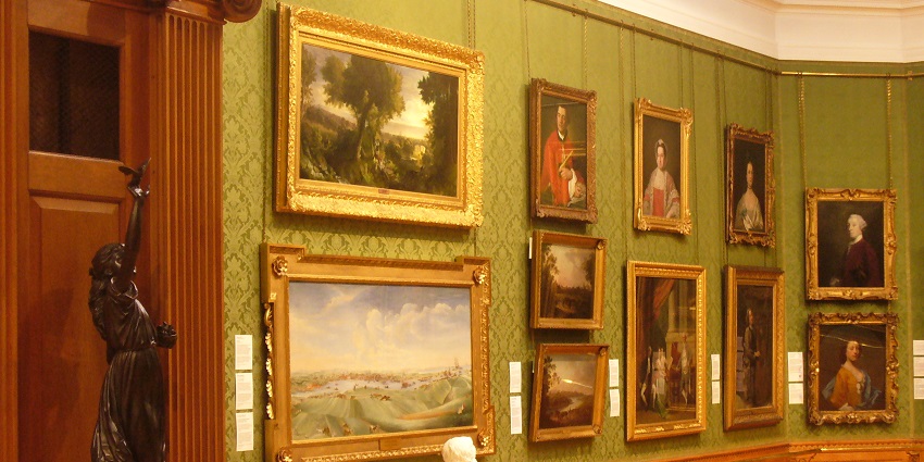 A representative image of traditional Bengali paintings at the Gurusaday Museum.